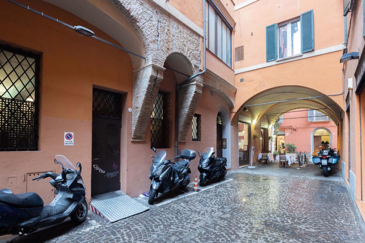 Modi, Bologna By Short Holidays Екстериор снимка